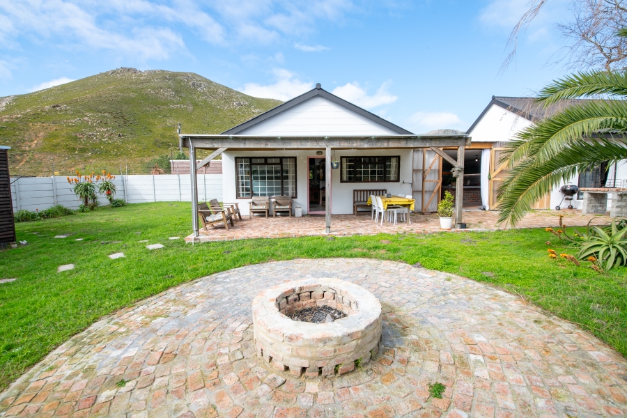 2 Bedroom Property for Sale in Pringle Bay Western Cape